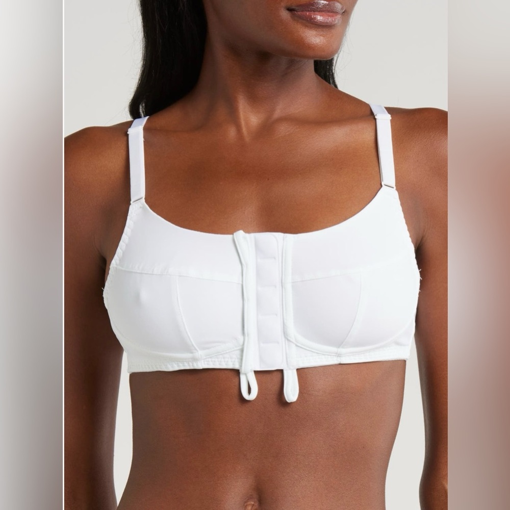 Liberare Everyday Wireless Easy-On Front Closure Adaptive Bra